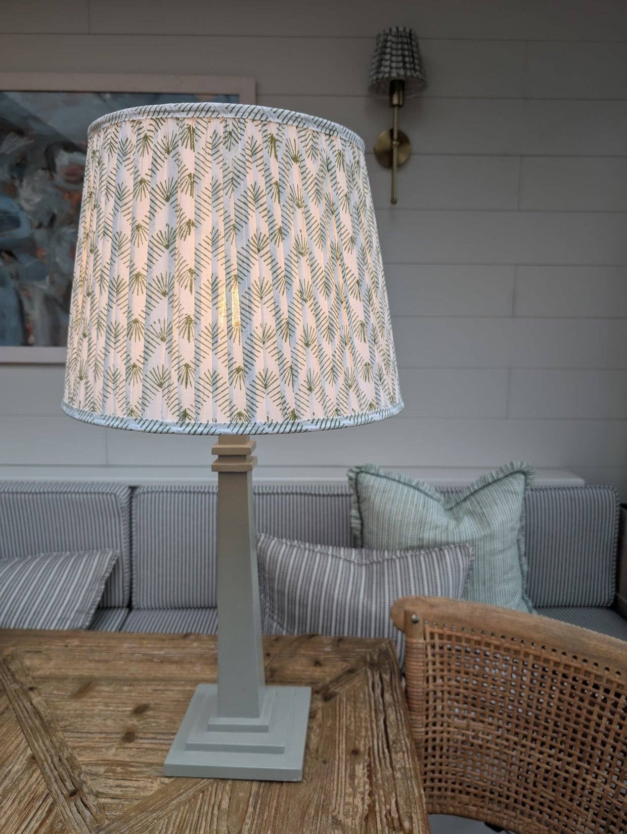 LNH EDIT – wholesale Lampshade – Green Zig Zag Empire Pleated Lampshade