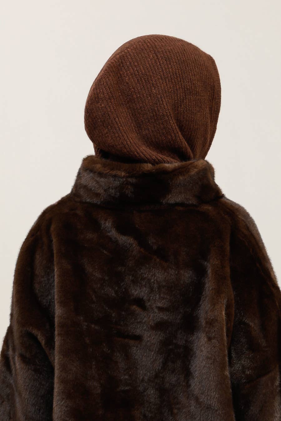 NAÏS PARIS – Großhandel Sturmhaube – Damen – Kapuze mit Kordelzug aus Alpaka und Wolle26