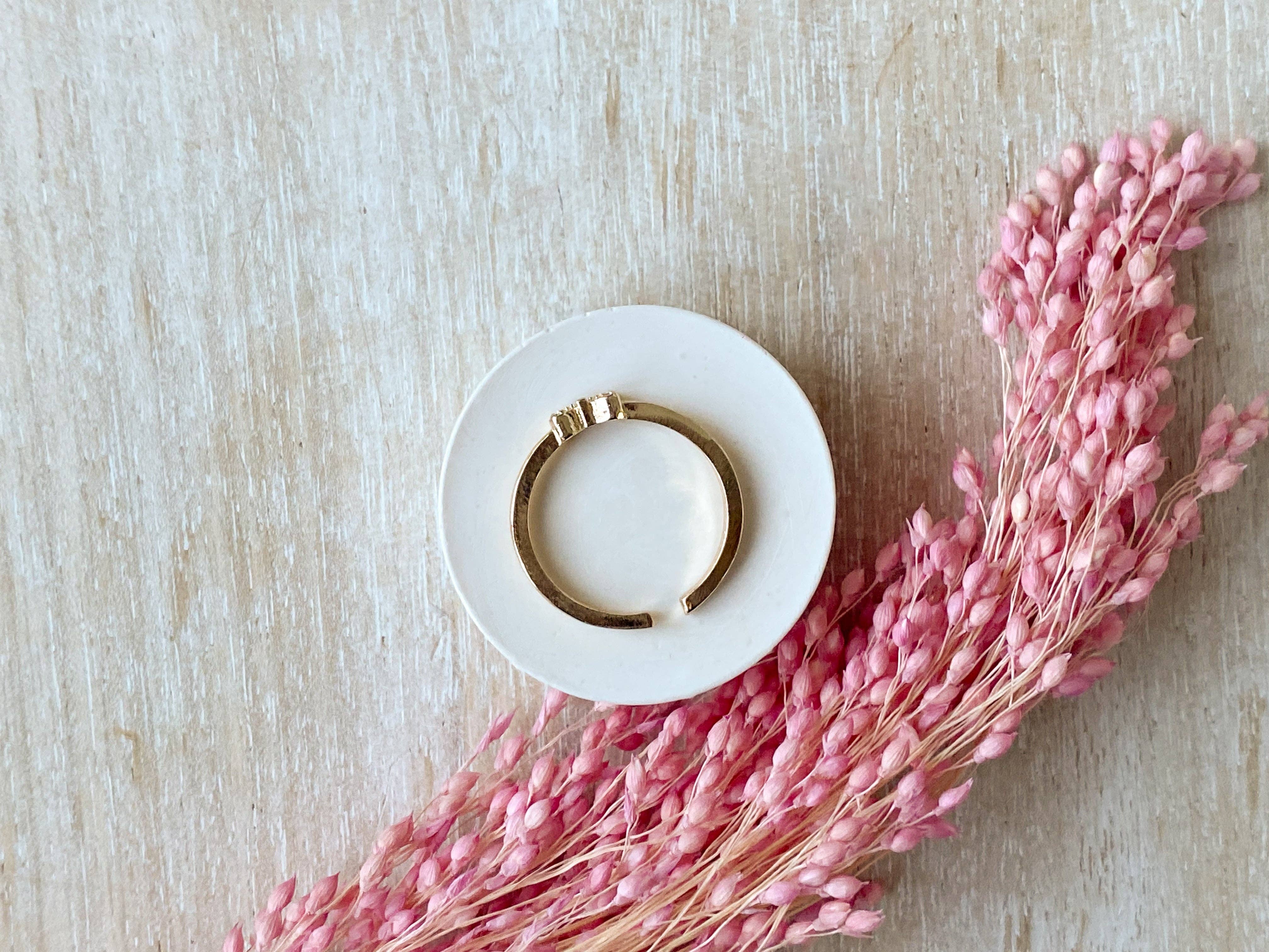 Agaveh girl - Wholesale Single Stone/Solitaire Ring - Lizzy2