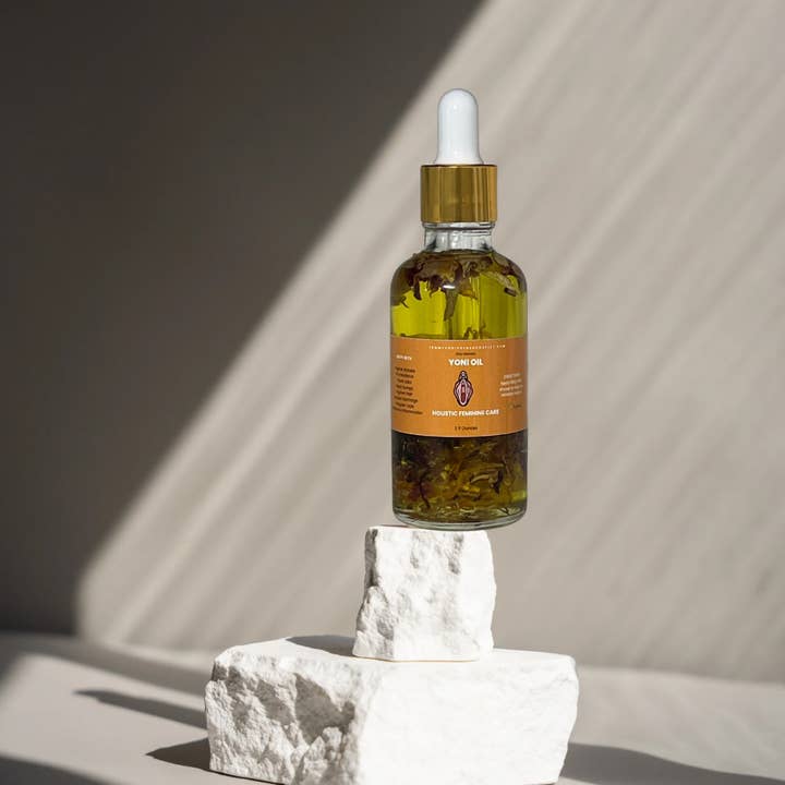 WHOLIFECO - Wholesale Bath/body oil - Yoni Oil - Organic Vaginal care