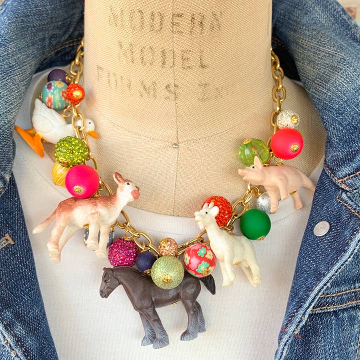 Collier Charme Animal de Ferme pour la vente par Lenora Dame