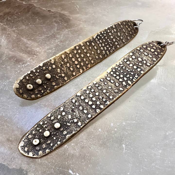 Brincos LONG Relic de Latão por atacado de Jennifer Kahn Jewelry