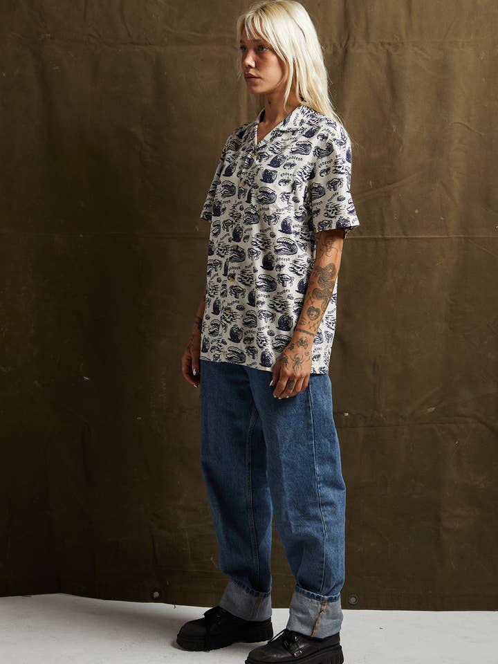 Pyknic – Großhandel Hemd mit Button-down-Kragen – Unisex – Endloser Bummer-Button-Up12