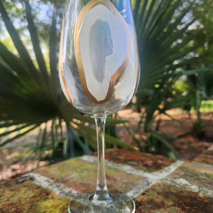 Sugarcane Home – wholesale Wine glass – Hand Painted Oyster Tall Wine Glass Stemmed -Oyster Confetti3
