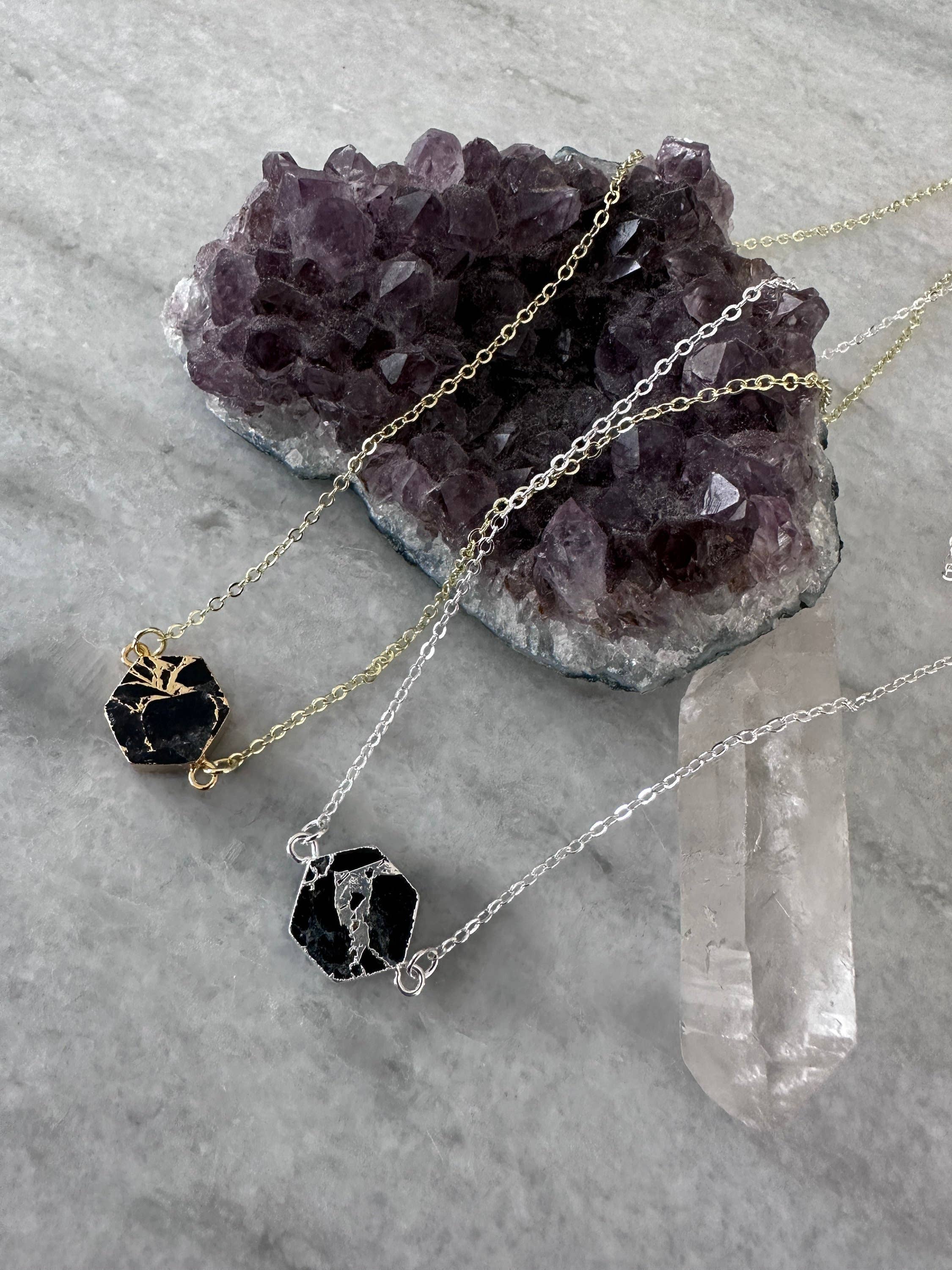 Twisted Pine Jewelry - Wholesale Pendant/Charm Necklace - Kintsugi Necklace - Onyx - Silver & Gold7