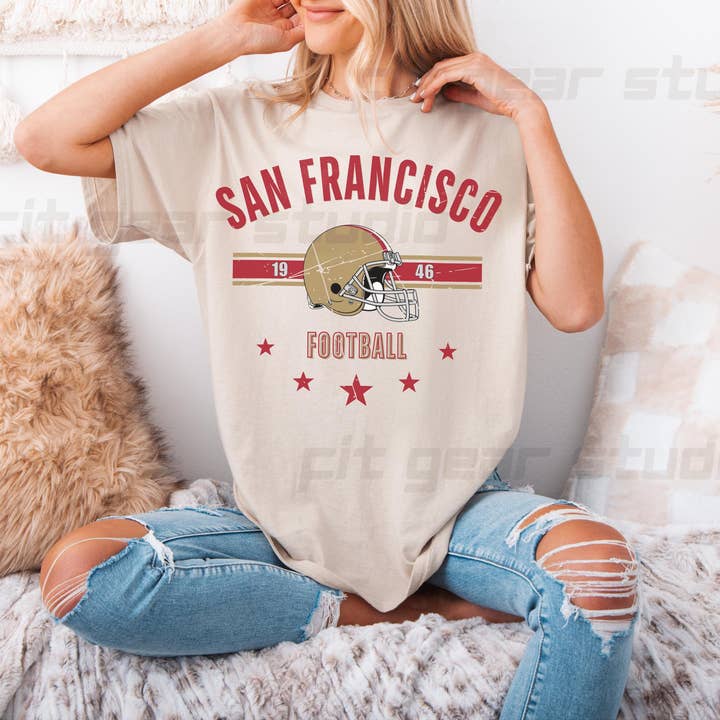TheKingShirt - Wholesale Graphic Sweatshirt - Women's - Vintage San Francisco 49ers Sweatshirt Retro NFL Game Day3