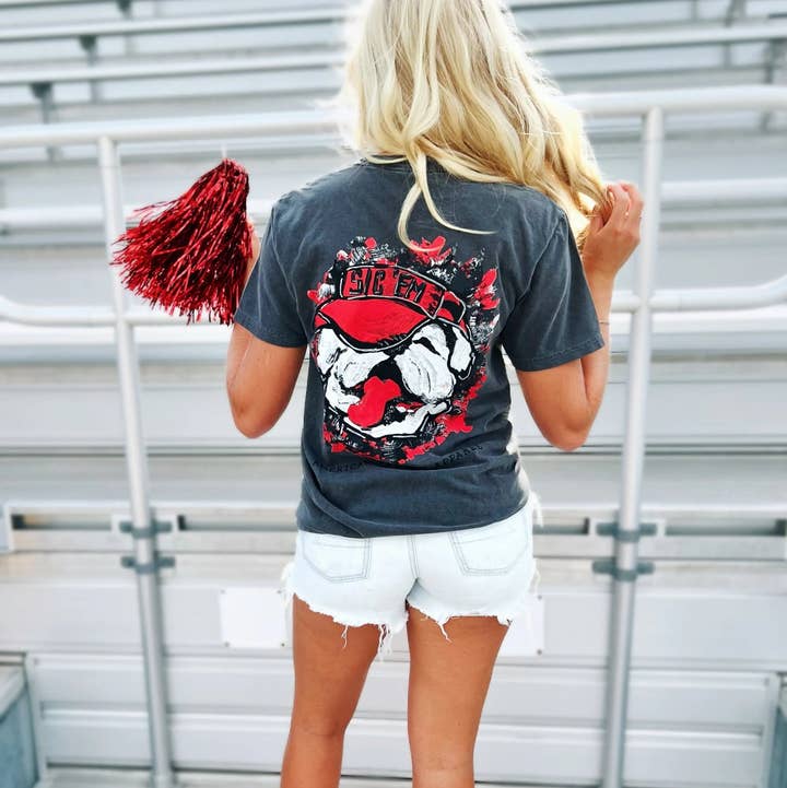 Sic Em Artisan Bulldog Graphic T-Shirt - American Graham Apparel for wholesale by American Graham Apparel