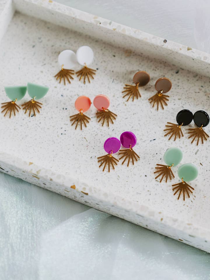 Acrylic Mini Sunbursts for wholesale by Goldie Flower Haus