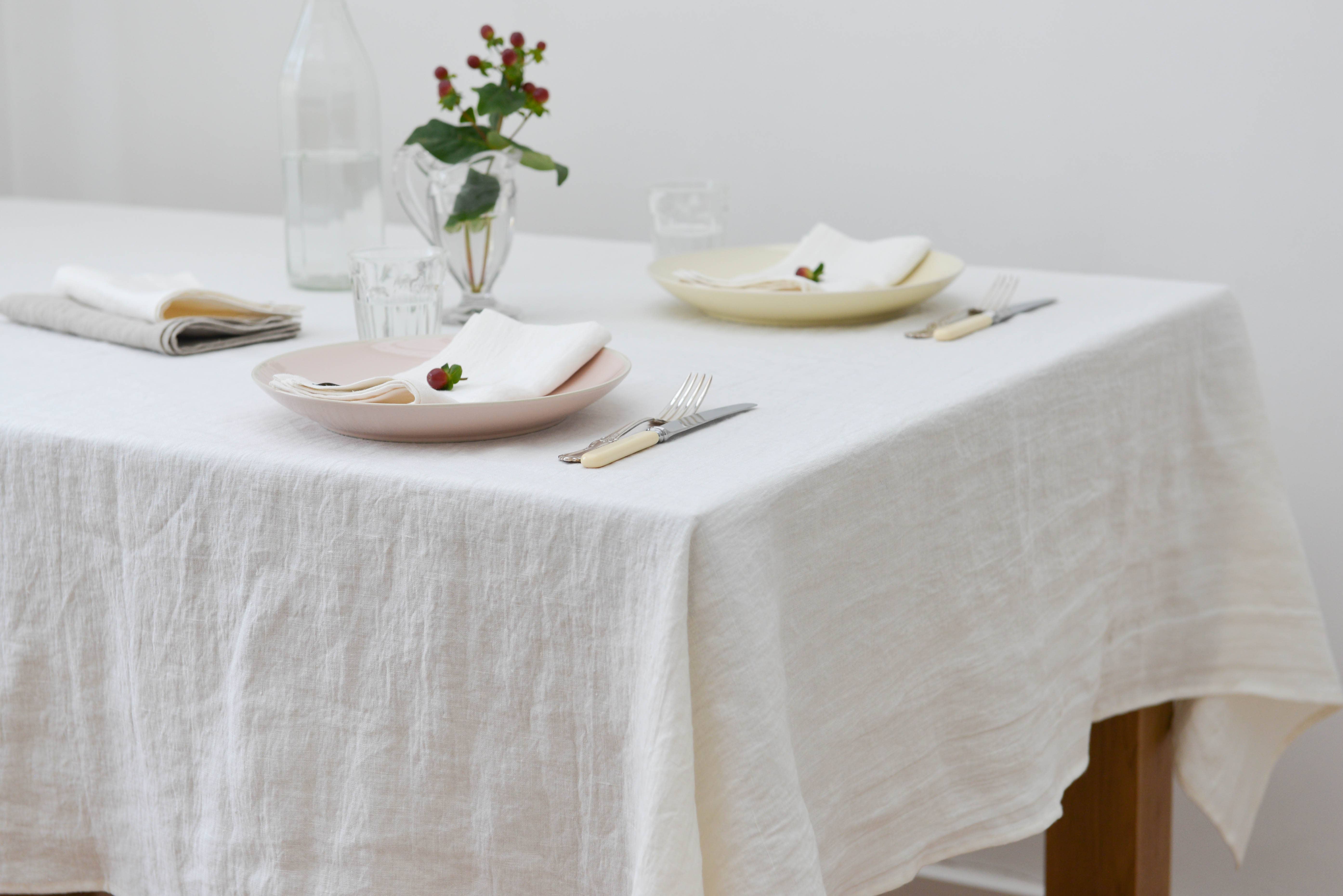 True Linen – wholesale Tablecloth – Washed Linen Off-White Linen Tablecloth1
