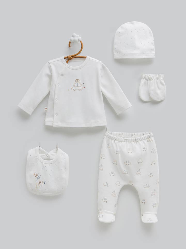 5-Piece (0-3M) Baby Set - First Car for wholesale by Caramell