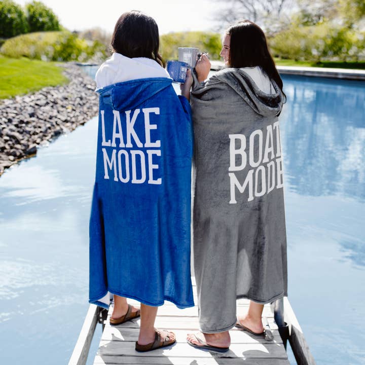 Pavilion - Wholesale Throw Blanket - Boat Mode - 50" x 60" Royal Plush Hooded Blanket4