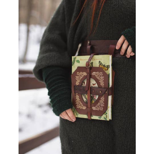 Costurero Real - Wholesale Boekenhouder/standaard - Boekhouder van leer - LARP boekentas - cadeau voor boekenliefhebbers4