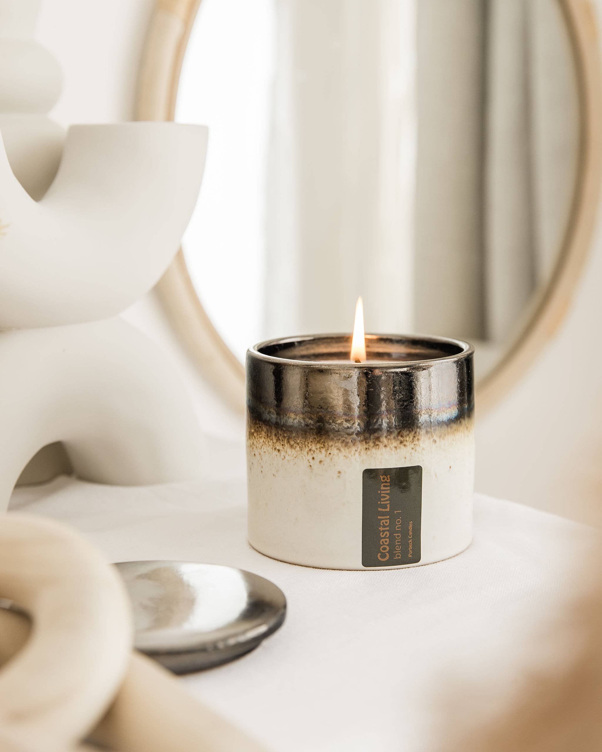 Purbeck Candles – wholesale Jar/filled candle – Coast to Coast - Coastal Living Candle in Ceramic Jar0