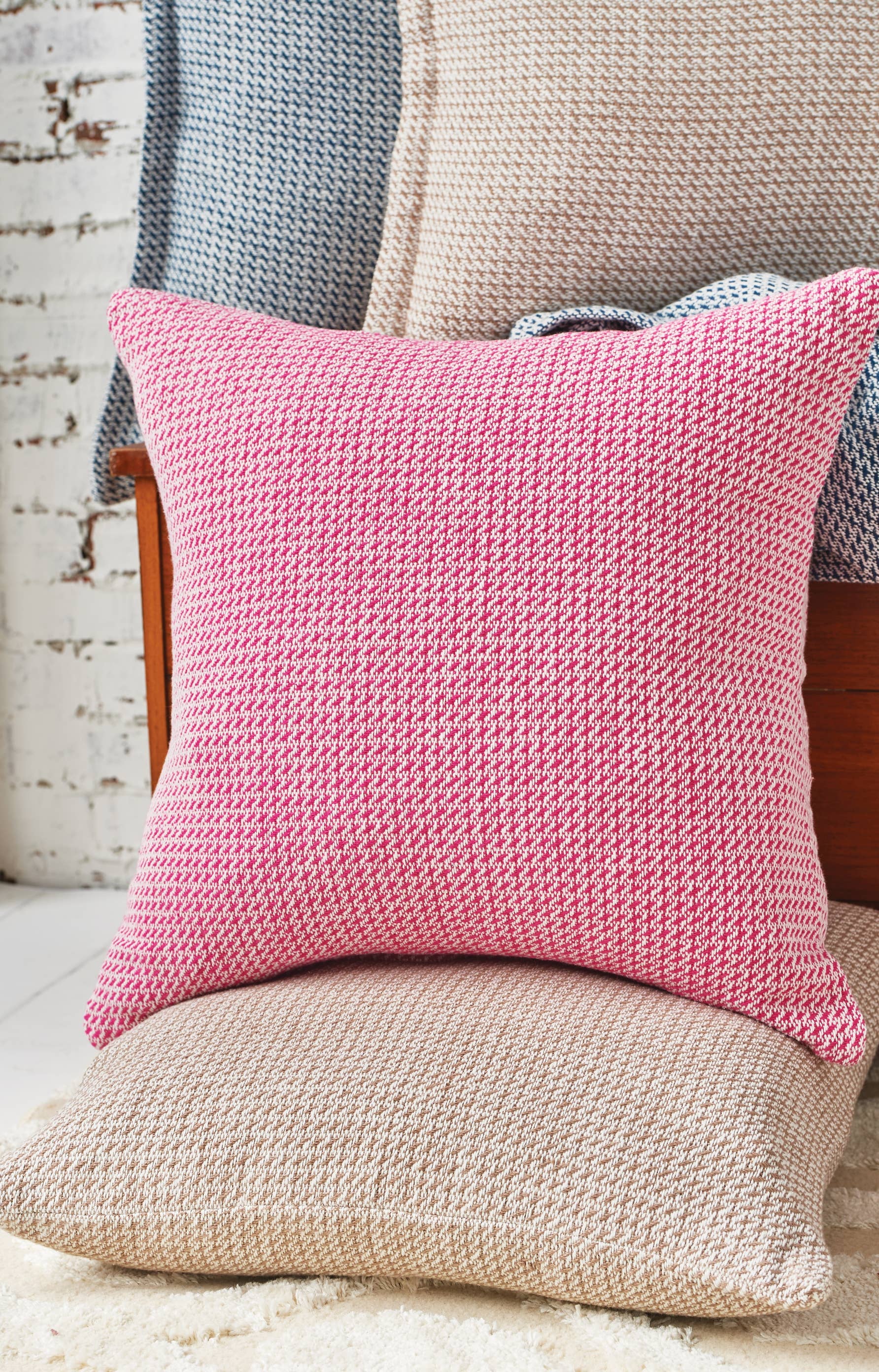 carol & frank - Wholesale Bedding Pillowcase/Sham - SALE Langford Euro Sham4