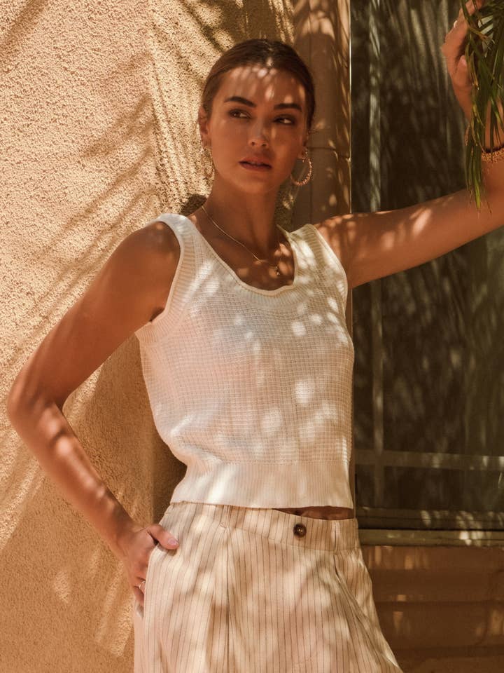 Oddi - Wholesale Tank Top - Women's - Basic Sleeveless Sweater Knit Tank Top4