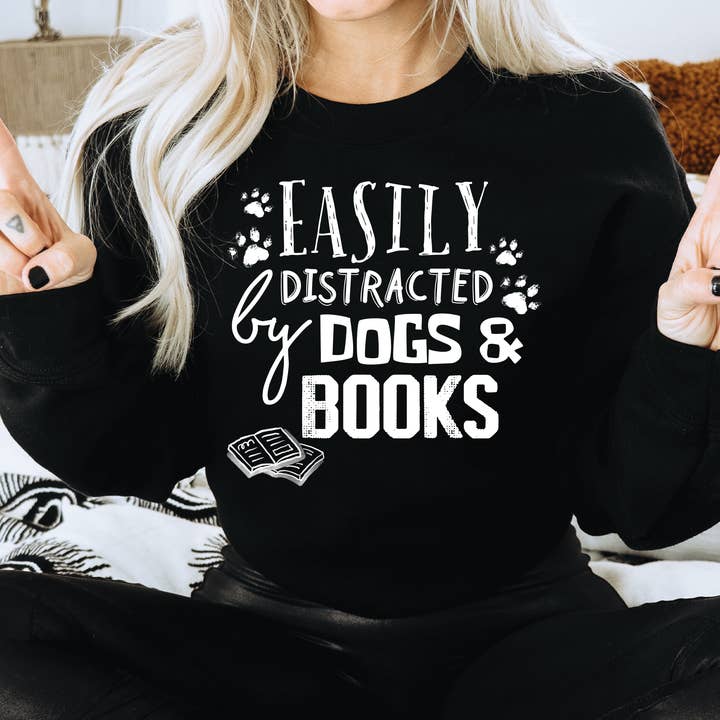 Sudadera de Perros y Libros - Divertido Regalo para Amantes de los Perros - Cuello Redondo Literario para venta al por mayor de Kite and Crest