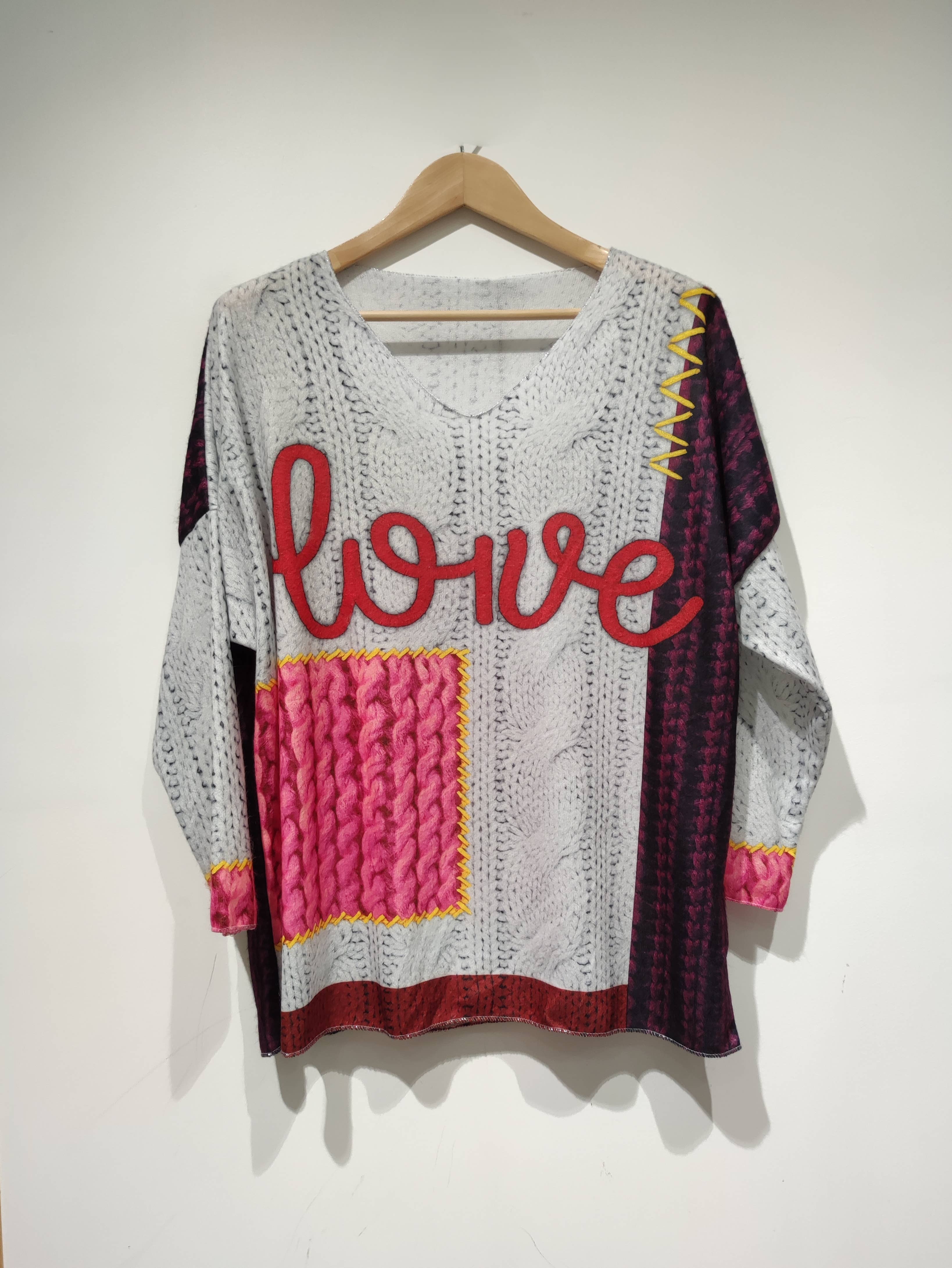 multicoloured NESS love - AH26 for wholesale on Faire