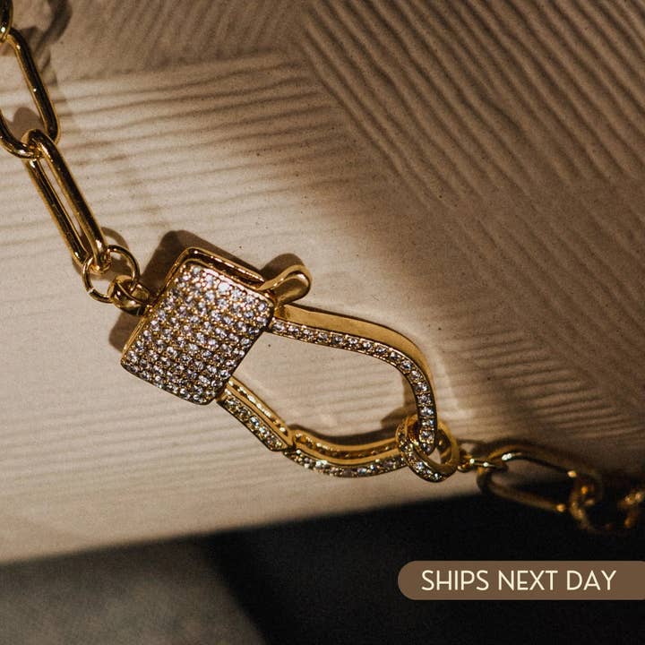 PHOEBE´S - Wholesale Pendant/Charm Necklace - Layered chain necklace1