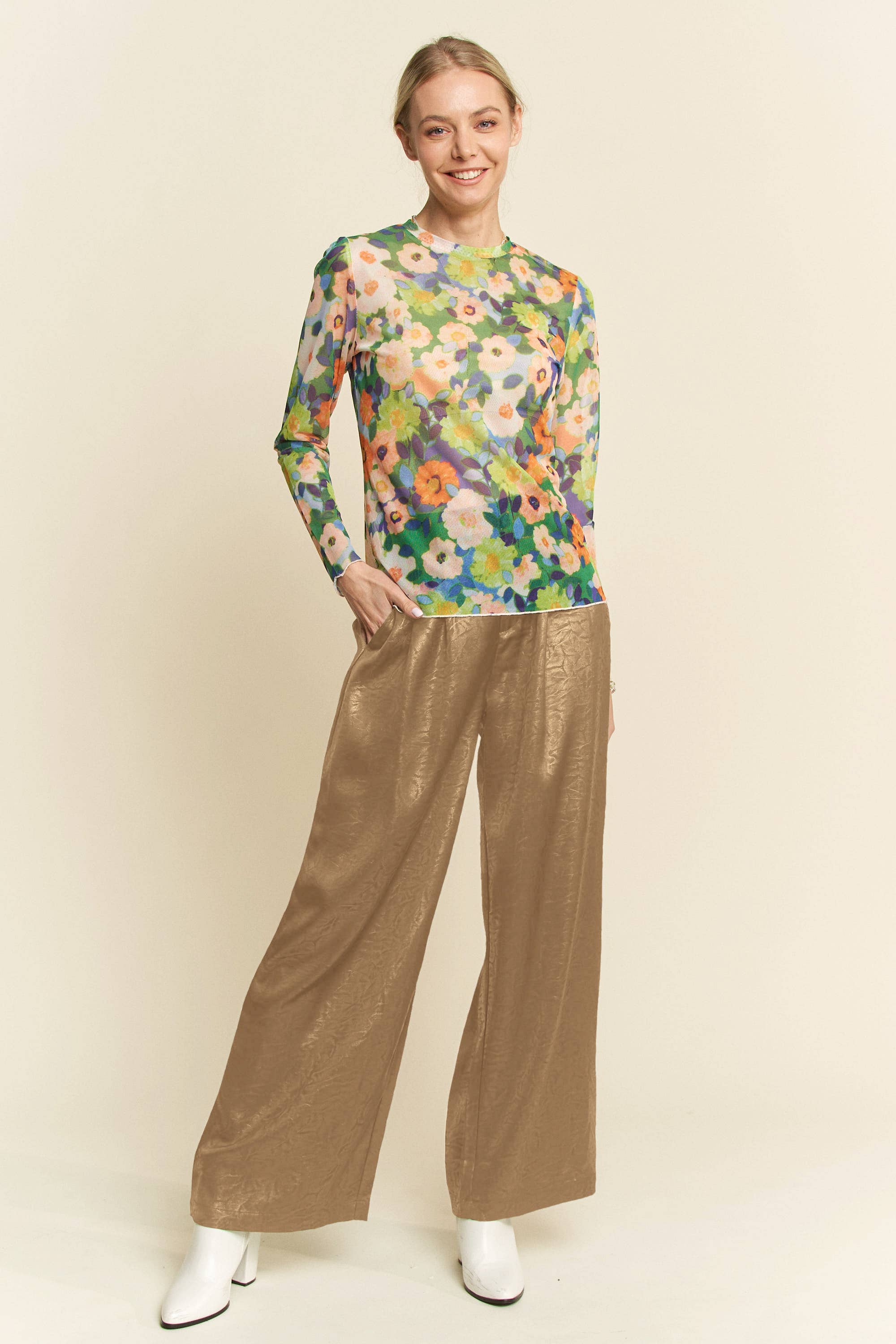 Davi & Dani – wholesale Pants – Women's – PLUS WIDE LEG TROUSERS CRINKLED TEXTURED PANTS6