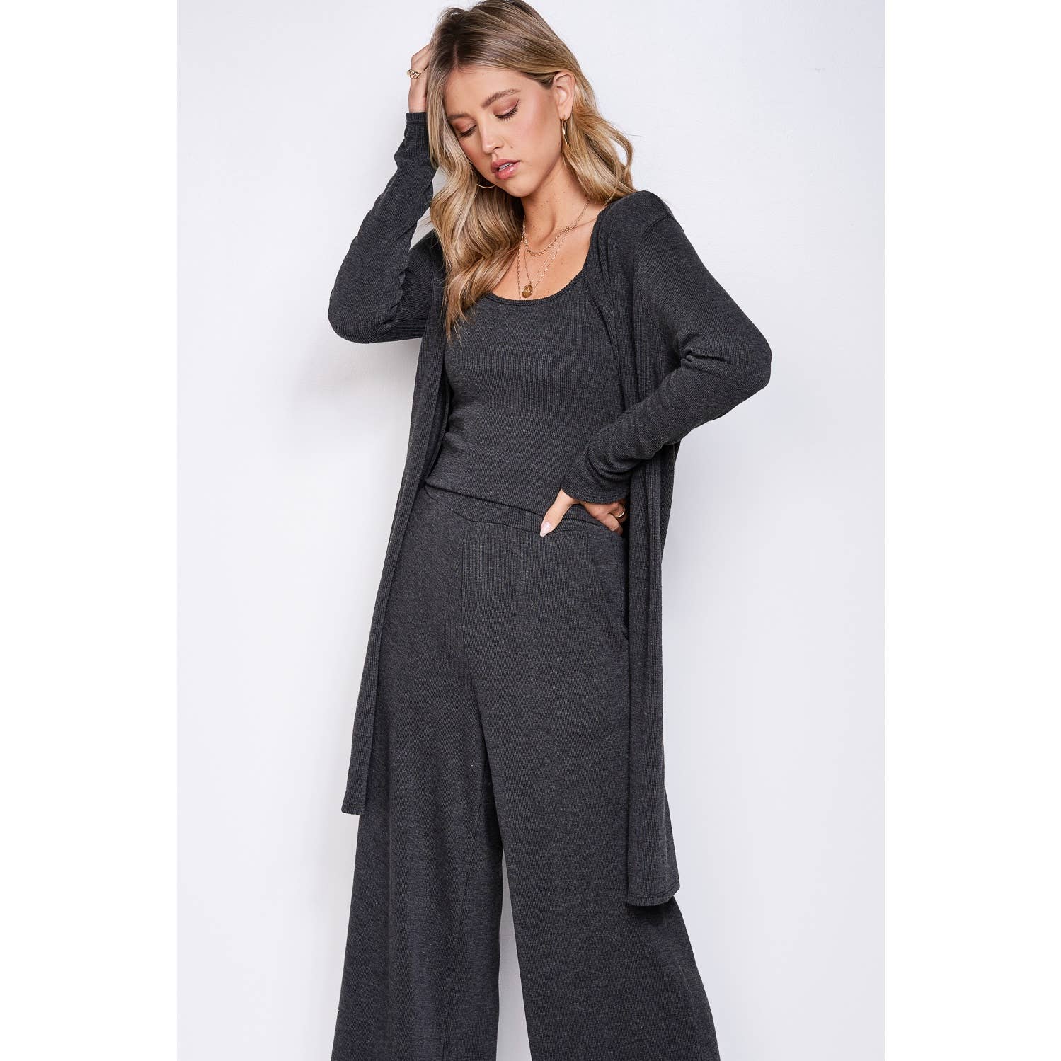 Phil Love – Großhandel Set aus Oberteil und Hose (NICHT Loungewear) – Damen – Solider Cardigan, 3-teiliges Set — ideal für den täglichen Gebrauch5