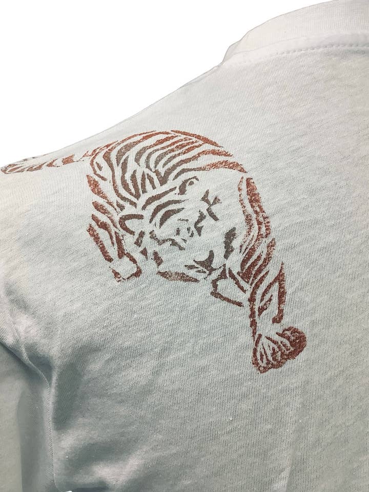 Impromptu Musé - Wholesale Screen Printed T-Shirt - Unisex - White Tiger Handprinted Graphic Art T-shirt3