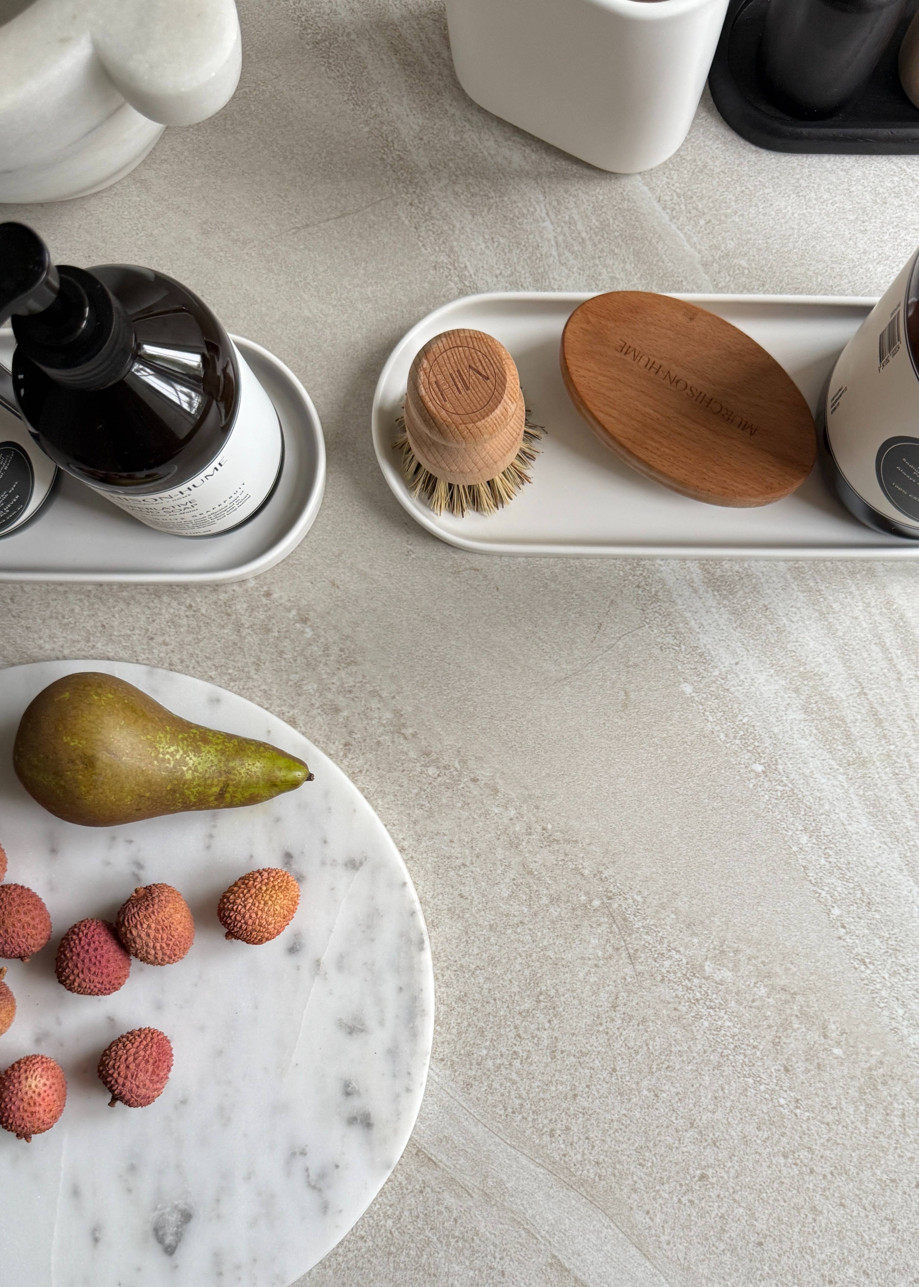 Murchison-Hume - Wholesale Decorative Tray - Deco Oval Catchall Tray Large2