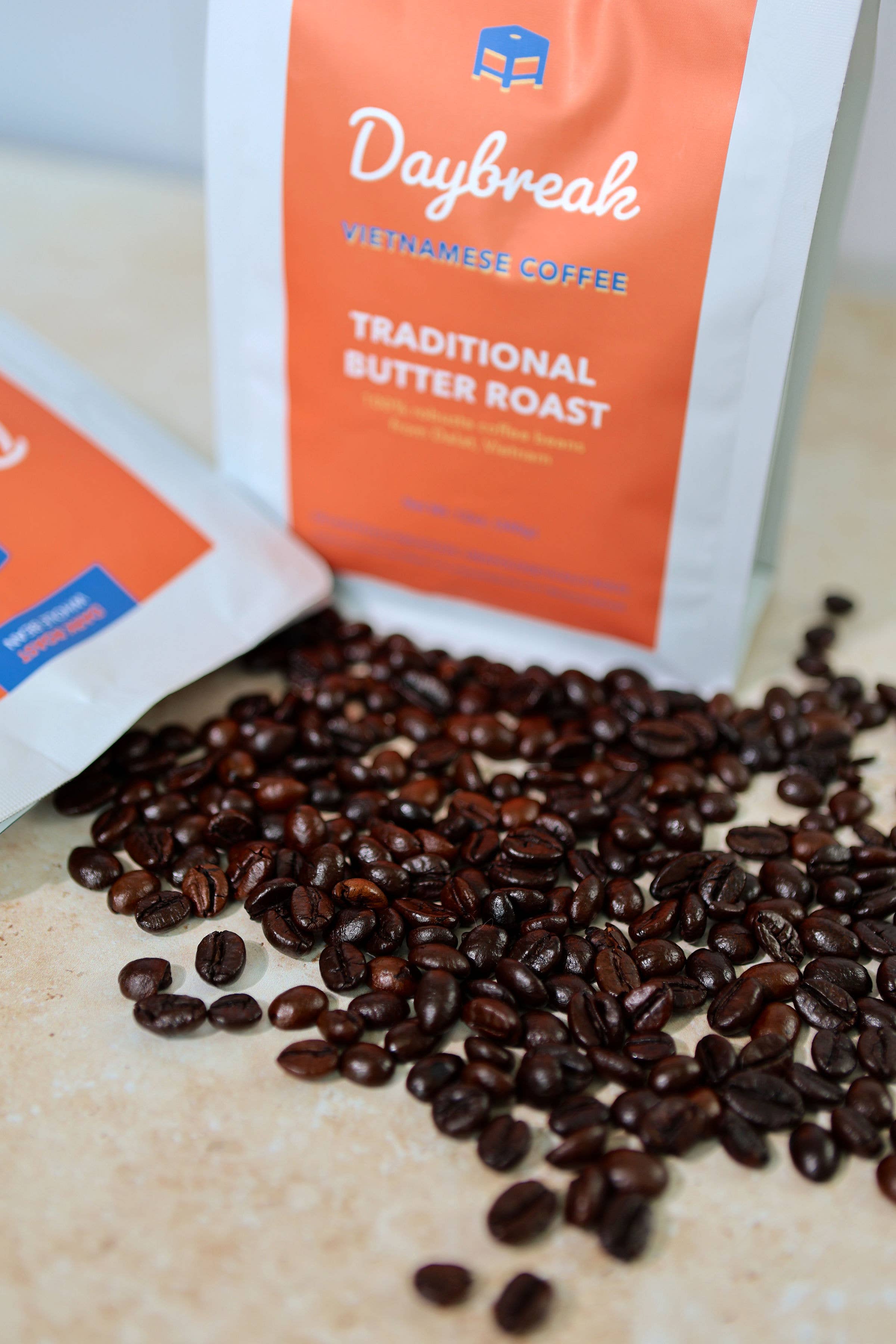 Daybreak Vietnamese Coffee - Wholesale Coffee Beans - [WHOLE BEAN] Butter-Roasted Vietnamese Coffee - DARK2