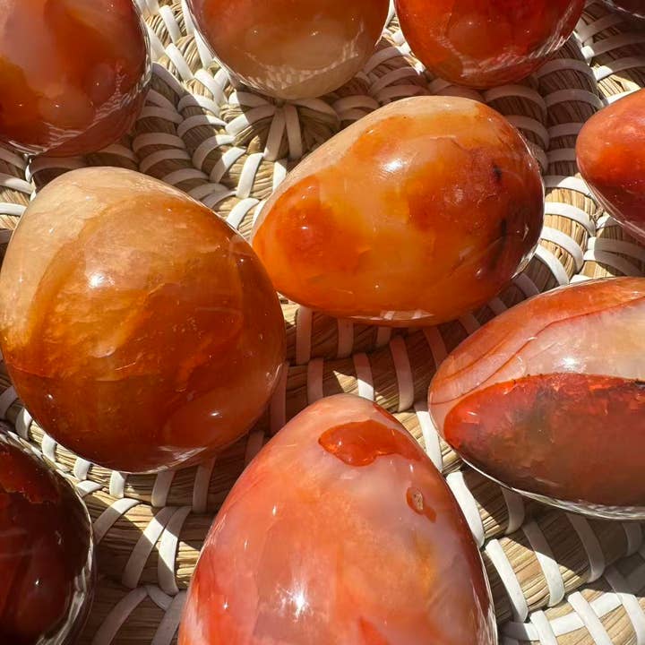 Moon Rituals - Wholesale Spiritual stone/crystal - Natural Carnelian Egg Crystal 50-300g - Healing Stone for Vitality, Creativity & Sacral Chakra Balance, christmas crystal gift5