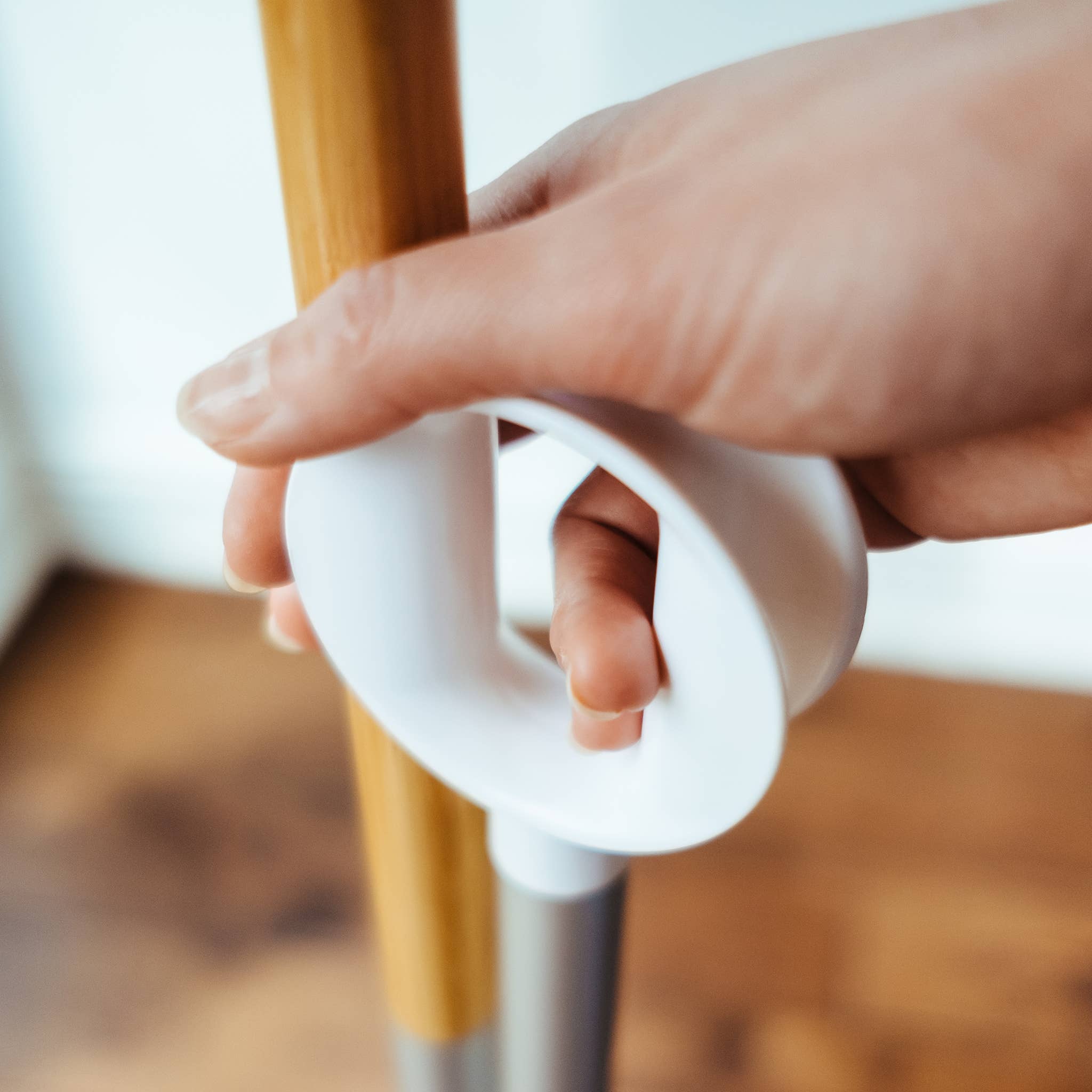 Full Circle Home - EU - Wholesale Broom - Tag Team Compact Broom and Dustpan1