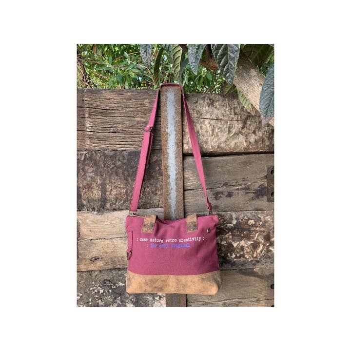 Casa Natura Design SL - Wholesale Shoulder Bag - Unisex - ELIZA EL05 High-Quality Leather Functional Bag5