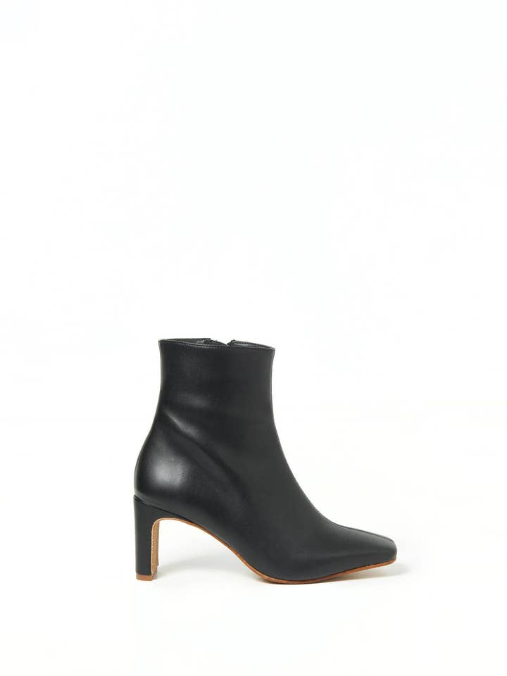 Svart Veganska ankelboots Fontana i svart för wholesale på Faire2