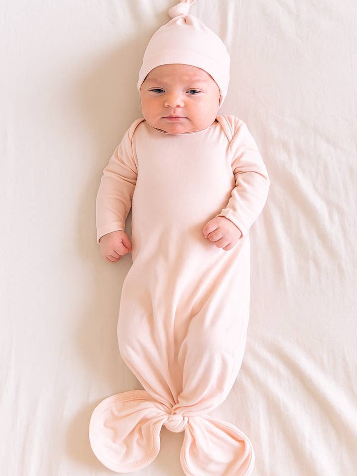 Ali+Oli - Wholesale Clothing Set - Baby - Bamboo Knotted Baby Gown & Beanie | Cute Newborn Clothes2