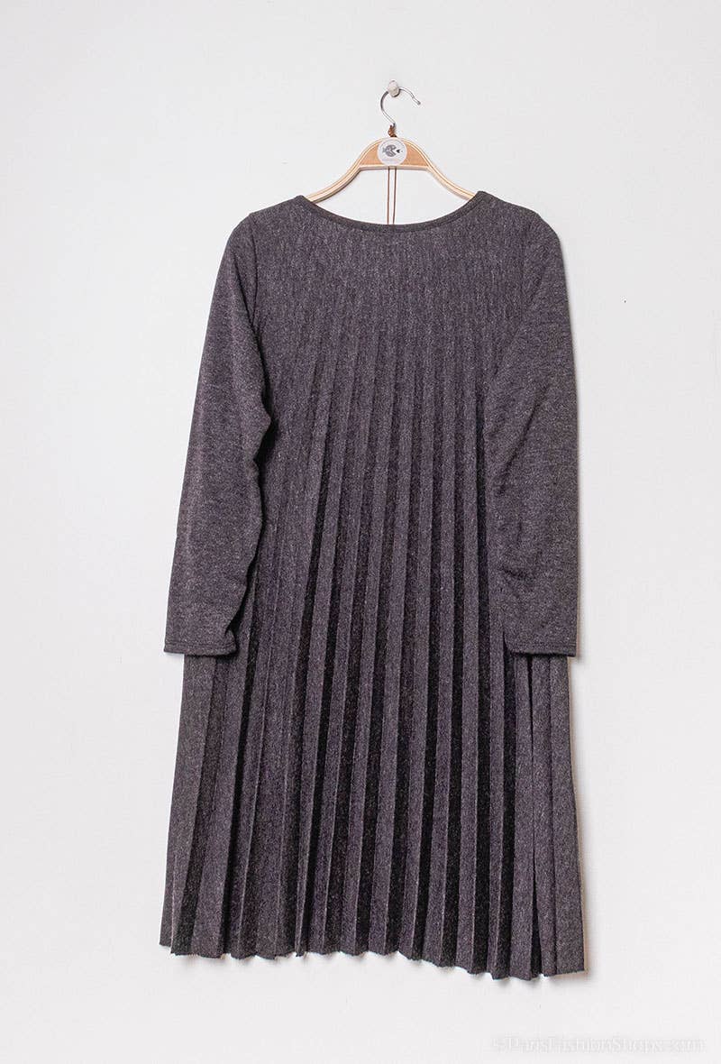 P&R STAR - Wholesale Dress - Women's - Pleated knit dress1