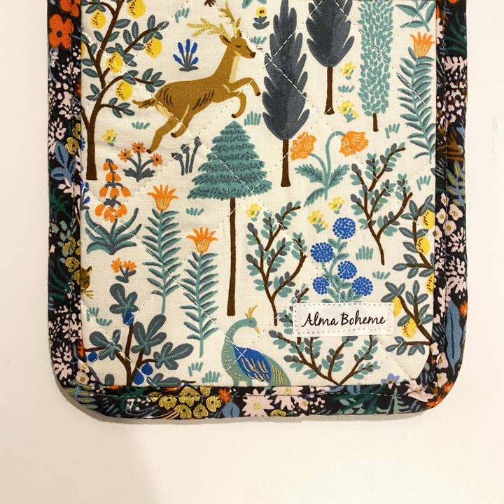 Alma Boheme Handmade - Wholesale Oven Mitt/Pot Holder - Garden Tapestry Cork and Cotton Potholder (no pocket)0