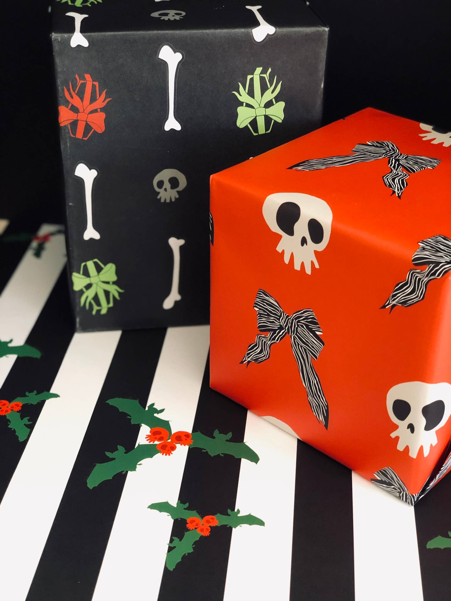 Skelly Paper Co. - Wholesale Flat Wrap - Skull & Bows Wrapping Paper2