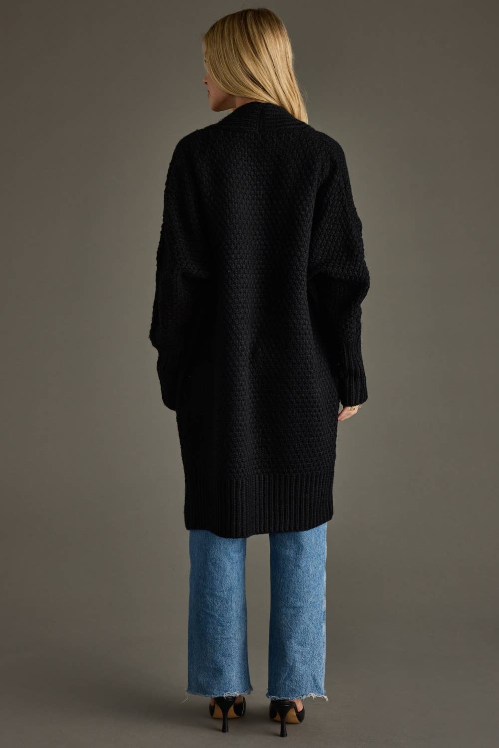 Panache Apparel Co. – Großhandel Strickjacke – Damen – Schwarzer Strickcardigan4