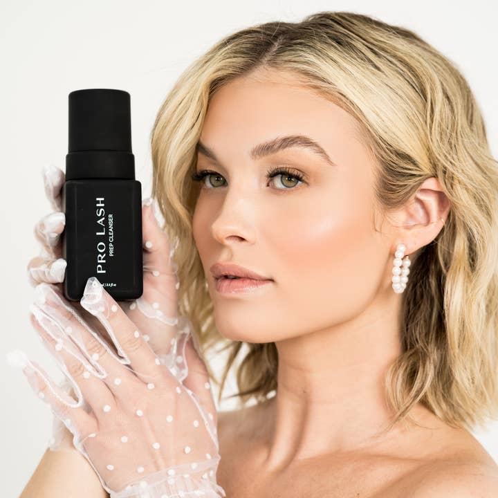 Pro Lash - Wholesale Eyelash/Brow Serum - Foaming Prep Cleanser1