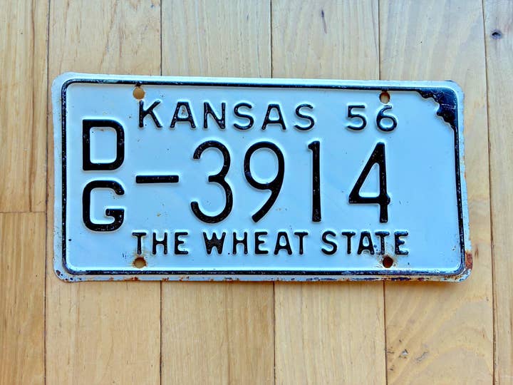 1956 Kansas nummerplade for engroshandel hos RusticPlates