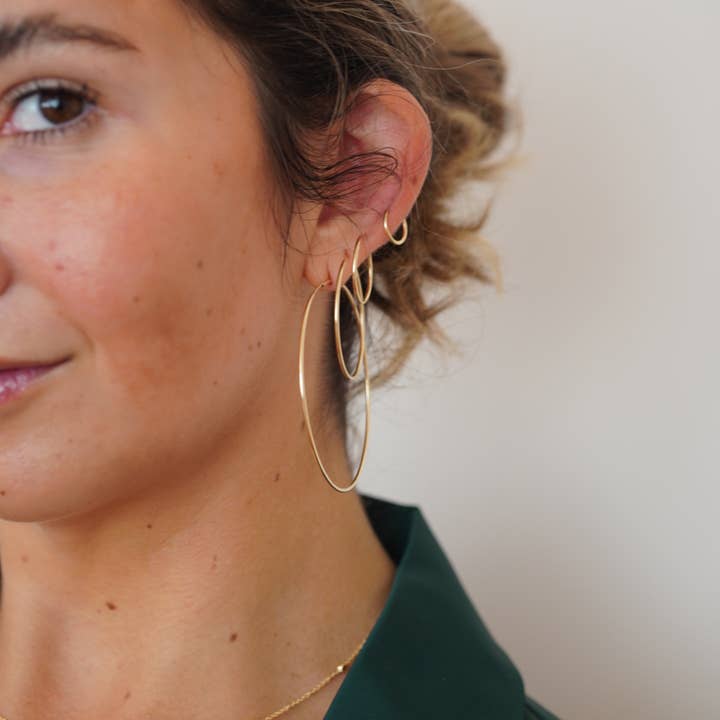 May Martin - Wholesale Hoop Earrings - Large Gold Seamless Hoops