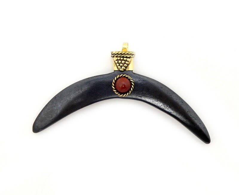 Jewelers Paradise - Wholesale Individual Charm/Pendant - Black Crescent Double Horn Pendant with Gemstone Accent Gold2