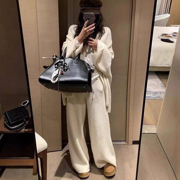 Marayn - Wholesale Lounge Set - Women's - 2025 Autumn Luxury Lounge Knit Set Chic Oversized Style1