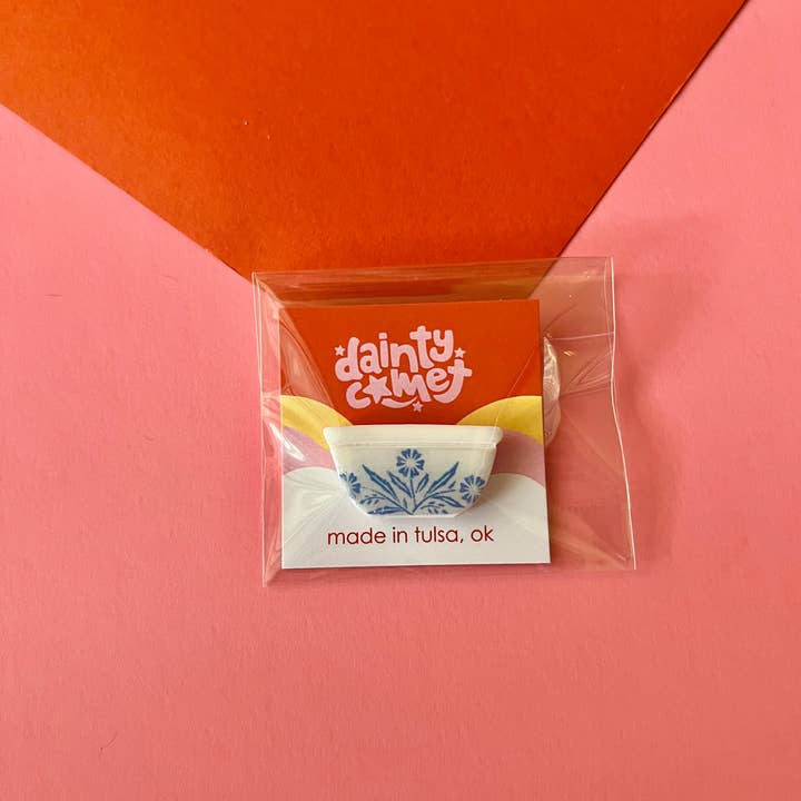 Dainty Comet - Wholesale Magnet - Pyrex Magnets