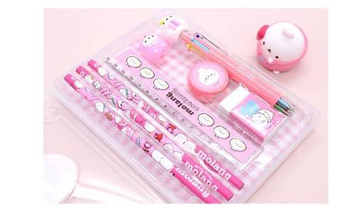 K-Wonderland - Vendita all'ingrosso Set di cartoleria/cancelleria - Set di Cancelleria Molang – Confezione Regalo di Forniture Scolastiche Carine2