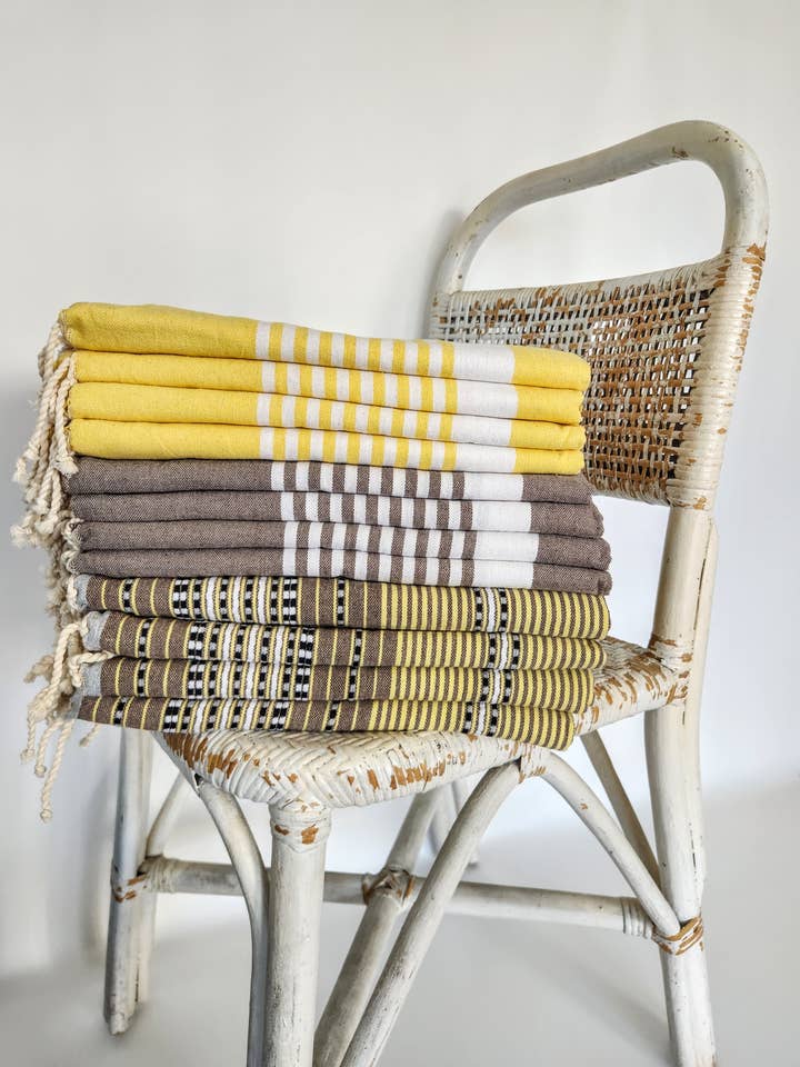 Ensemble de serviettes de plage / Paréo / 12 taille unique - Tournesol pour la vente par wonderfouta