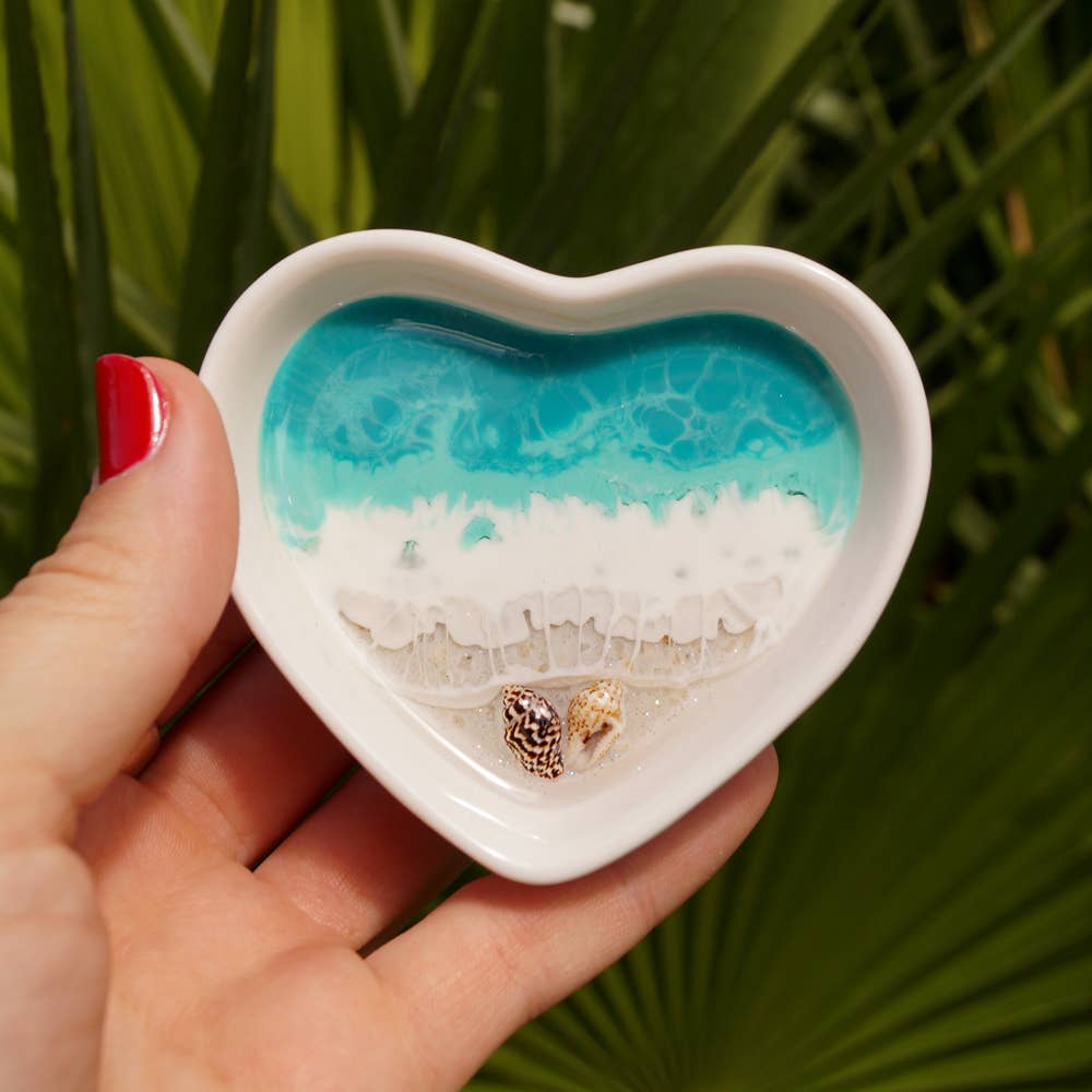 Kay Hova Art + Home - Wholesale Jewelry Dish - Heart Dish1