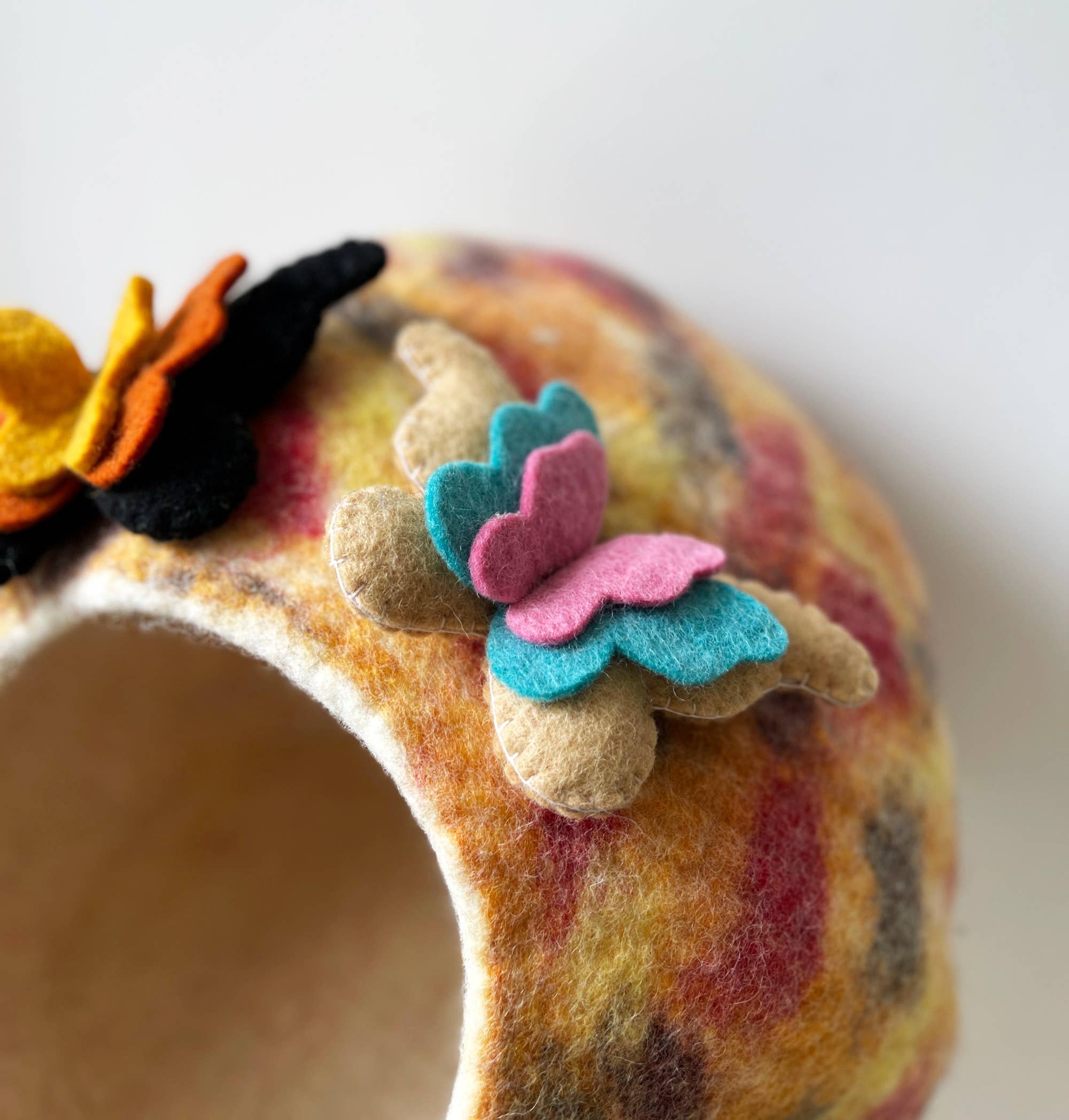 Everest Pet Supply & Gifts - Wholesale Pet Cave - Cat/Dog - Cat Cave Orange Butterfly, 100% Wool, Felted, Handmade3