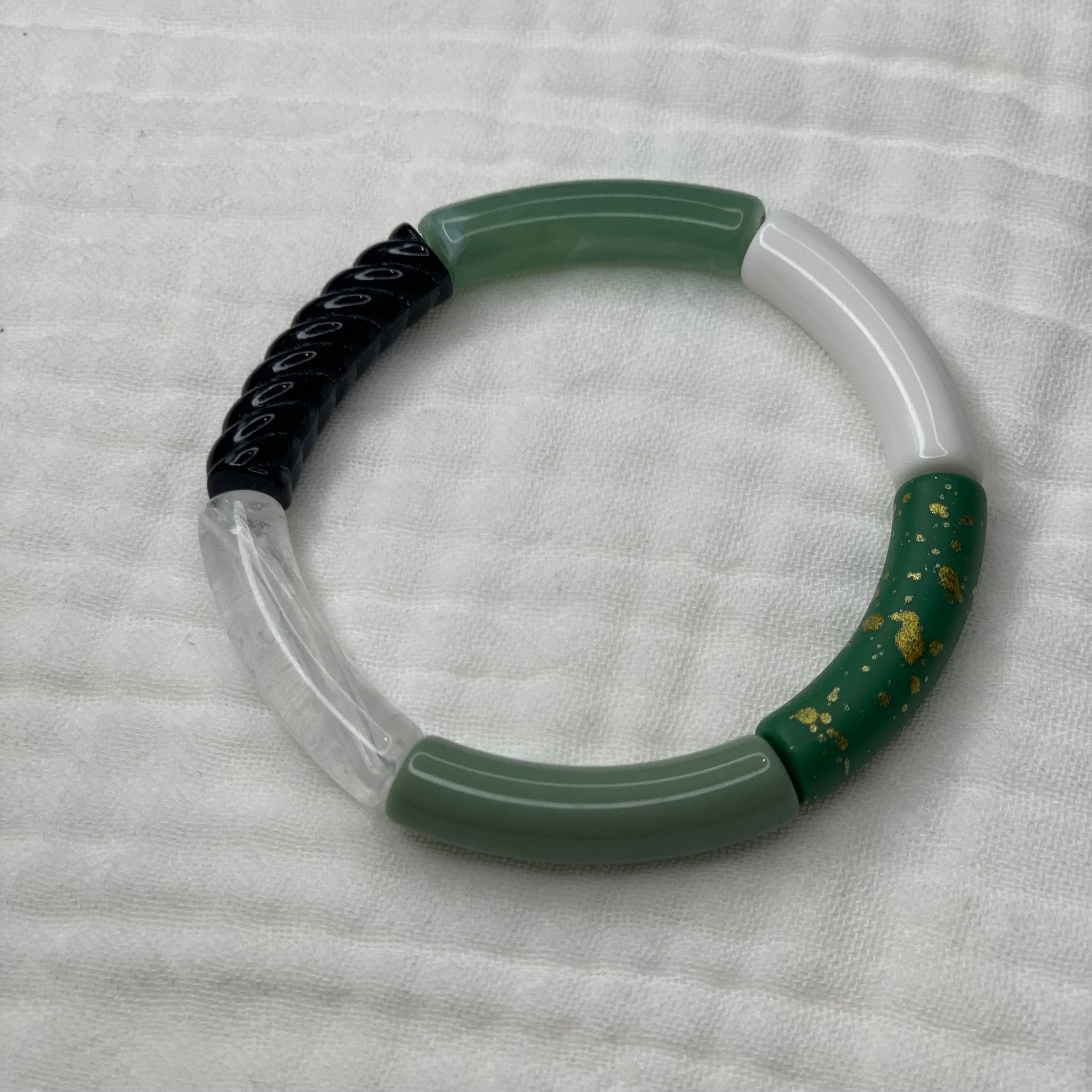 Manacreations – wholesale Pärlarmband – Elastiska bangles i khakitoner1