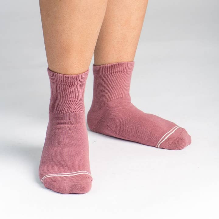 CUSHIONED COMFORT COTTON QTR CREW SOCKS for wholesale by Pudus