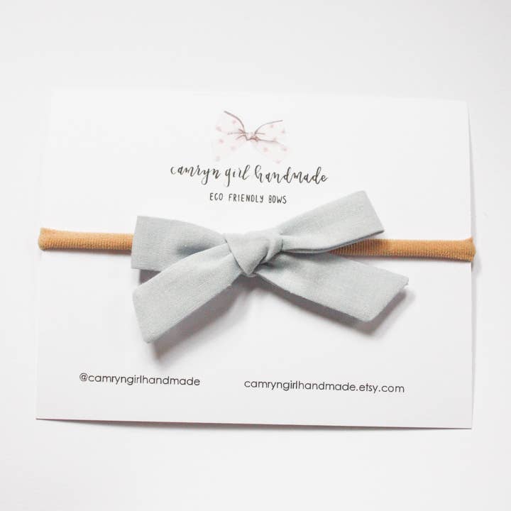 Fiocco School Girl Blu per la vendita all'ingrosso da parte di Camryn Girl Handmade