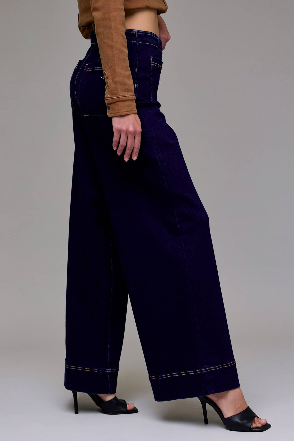 Hidden Jeans - Wholesale Jeans - Women's - Rinse Wash Fashion Patch Pocket Super Wide Leg3